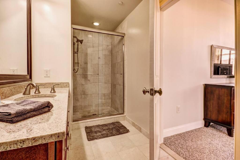 Harbor Apartments Free Indoor Parking Baltimore Exterior foto